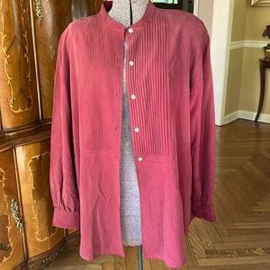 100% silk L burgundy vintage blouse by Tess.